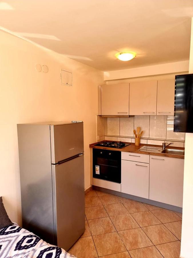 Apartmani Petra Пула Экстерьер фото