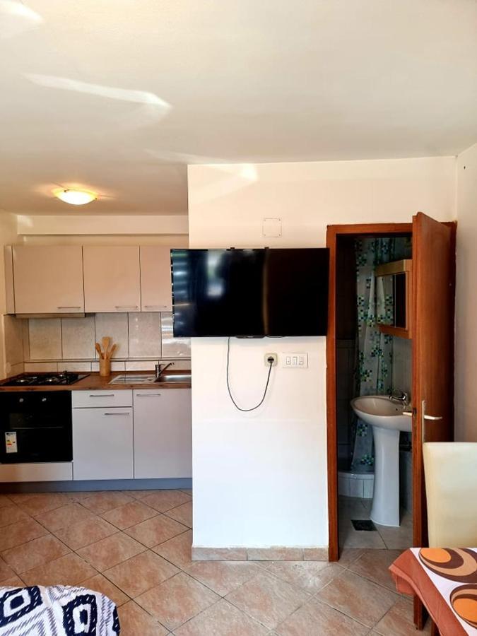 Apartmani Petra Пула Экстерьер фото