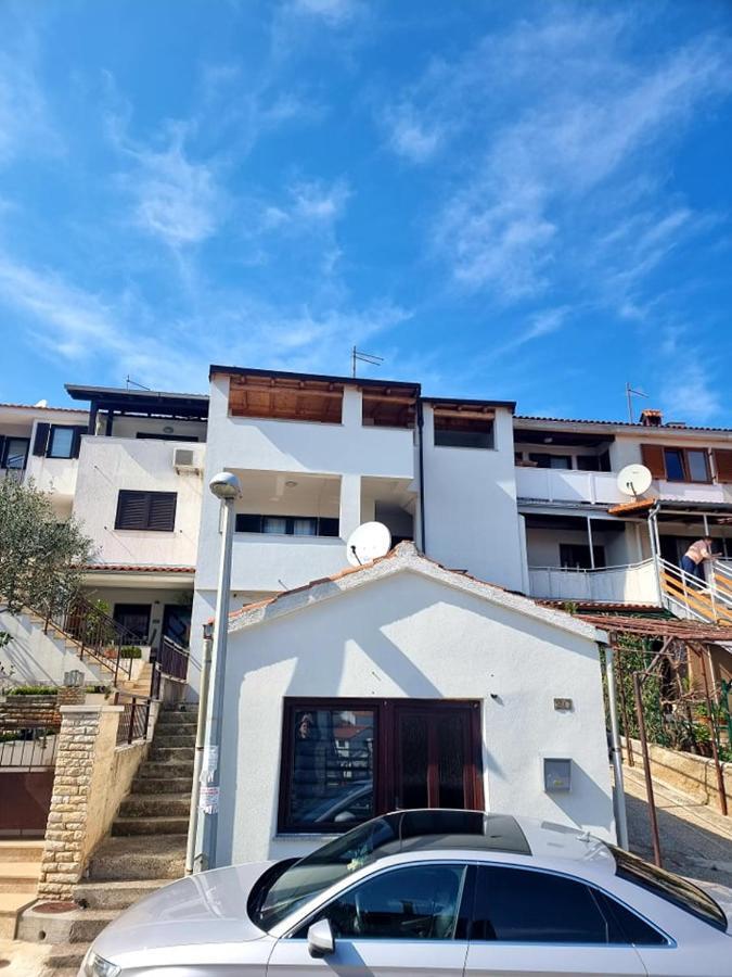 Apartmani Petra Пула Экстерьер фото